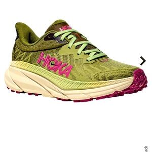 Hoka Women's Challenger ATR 7 Low Top Sneakers Sz 6.5 Forest Beet Root